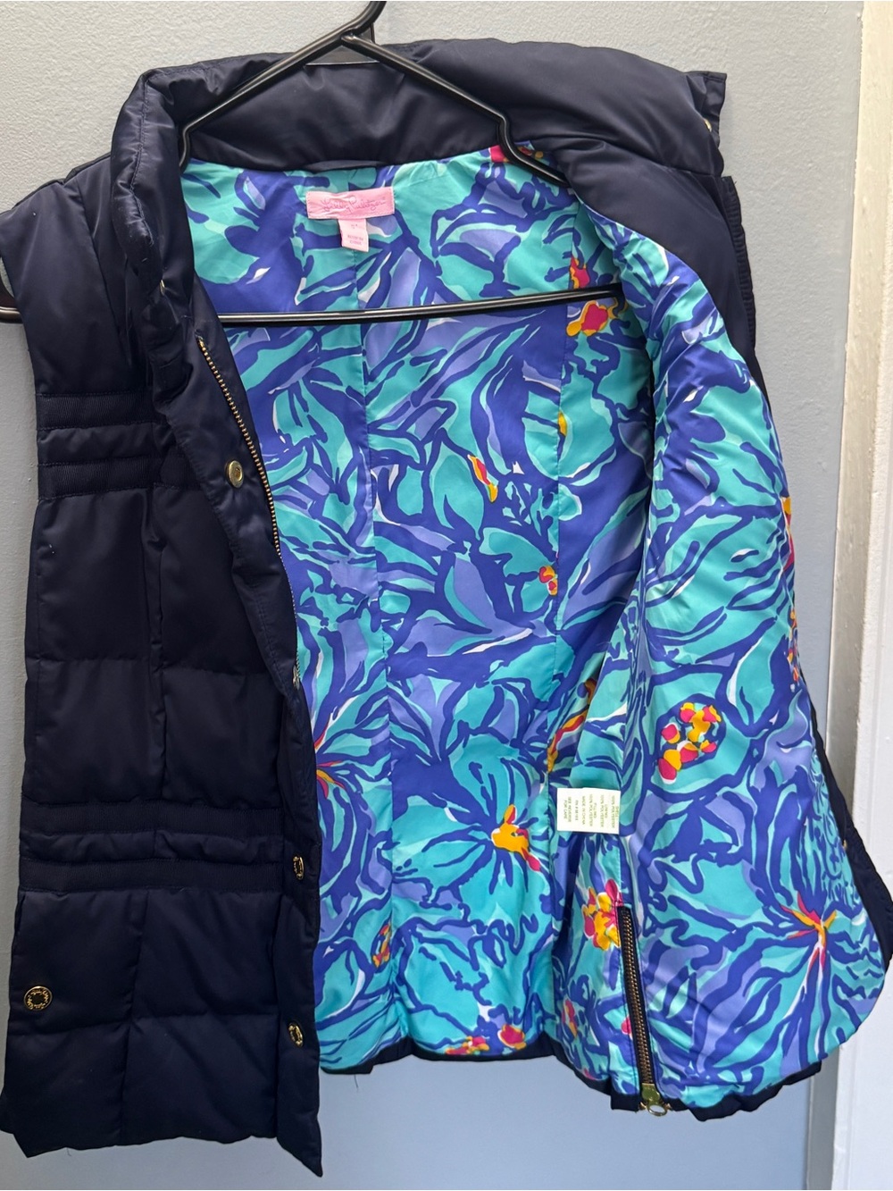 Lilly Pulitzer Navy Blue Puffer Vest Floral Lined Gold Hardware Women’s Small